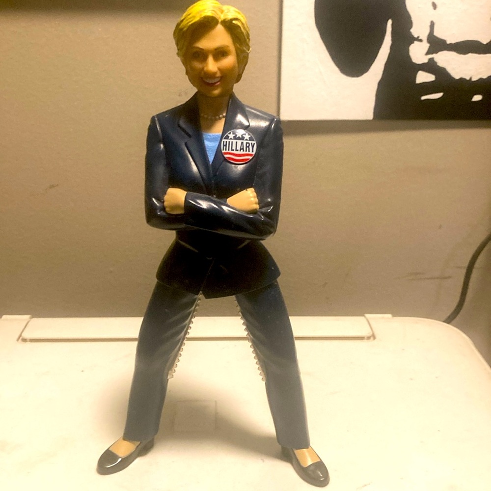 Hillary Clinton Stainless Steel Nutcracker 2007 cracks the toughest nuts